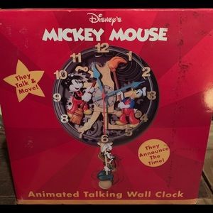 Rare Mickey Mouse Talking Clock With Pendulum